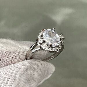 Silver 925 Engagement Ring with White Stone Size 6